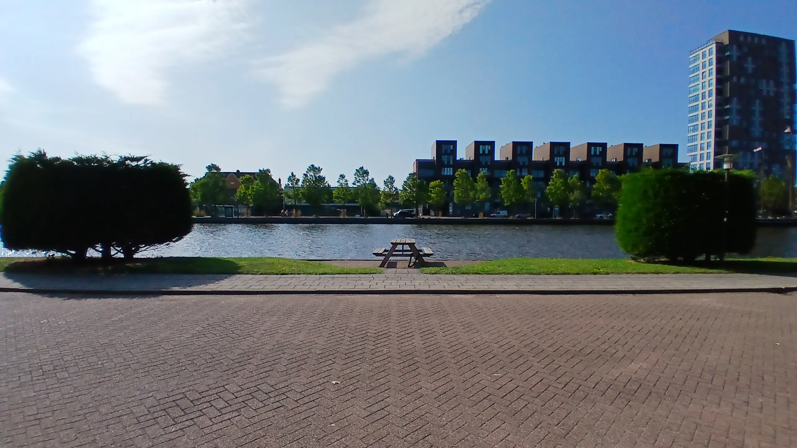 2024-08-31_16.05.13.jpg (2560x1440)