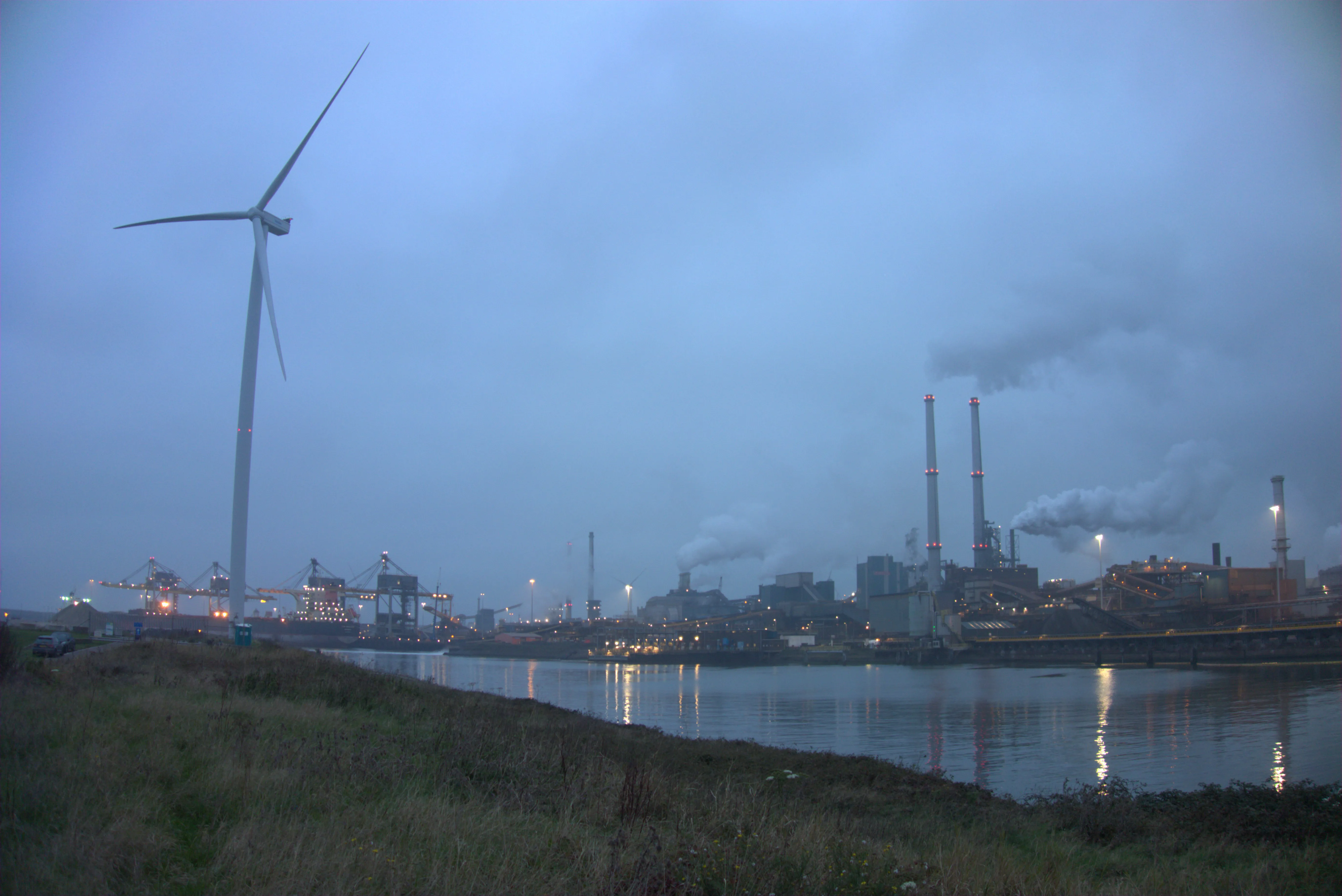 2024-11-09_07.51.26.jpg (5496x3672)