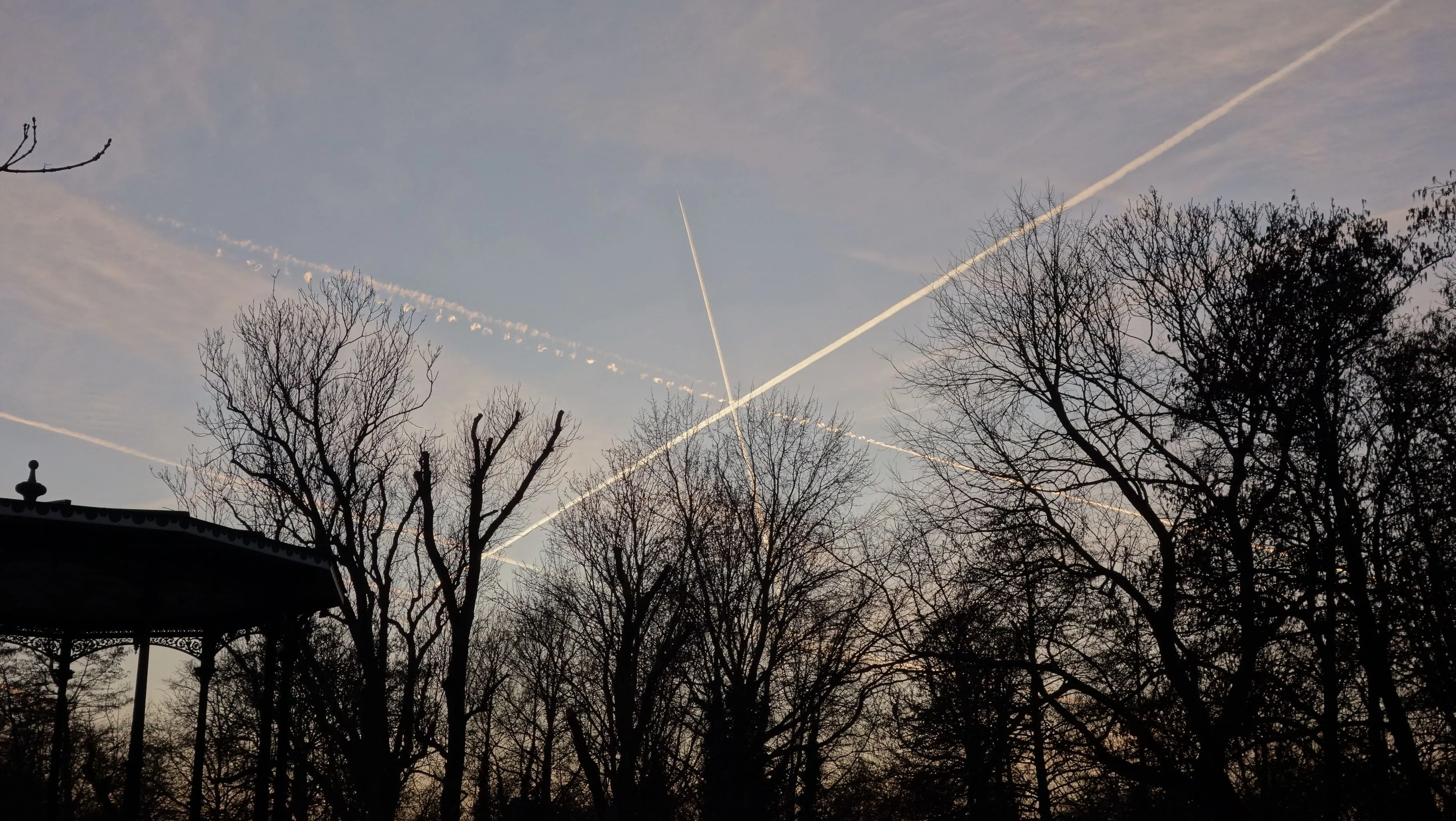 2025-03-03_18.22.02.jpg (3648x2056)