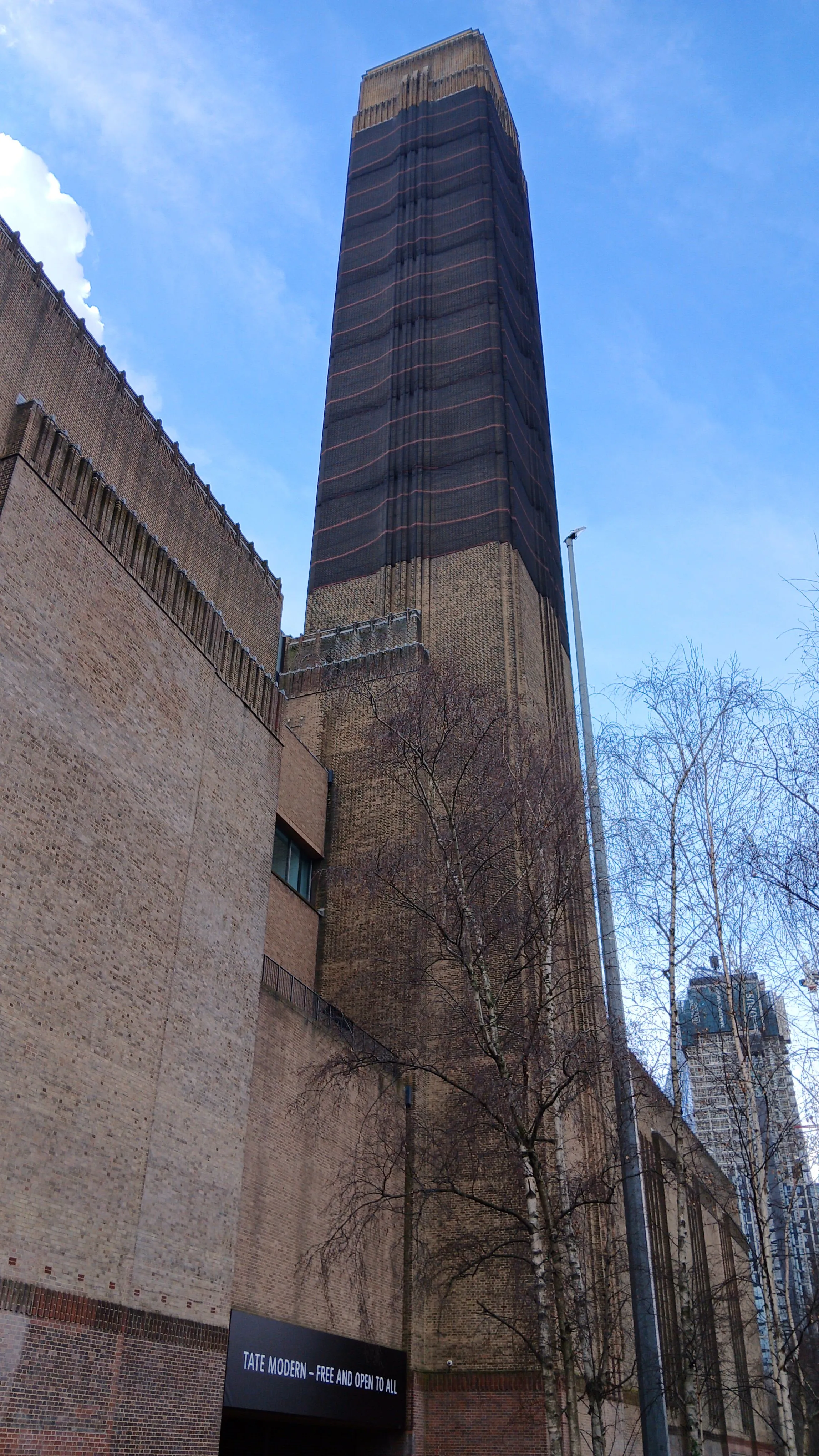 2025-03-14_12.24.00.jpg (2296x4080)