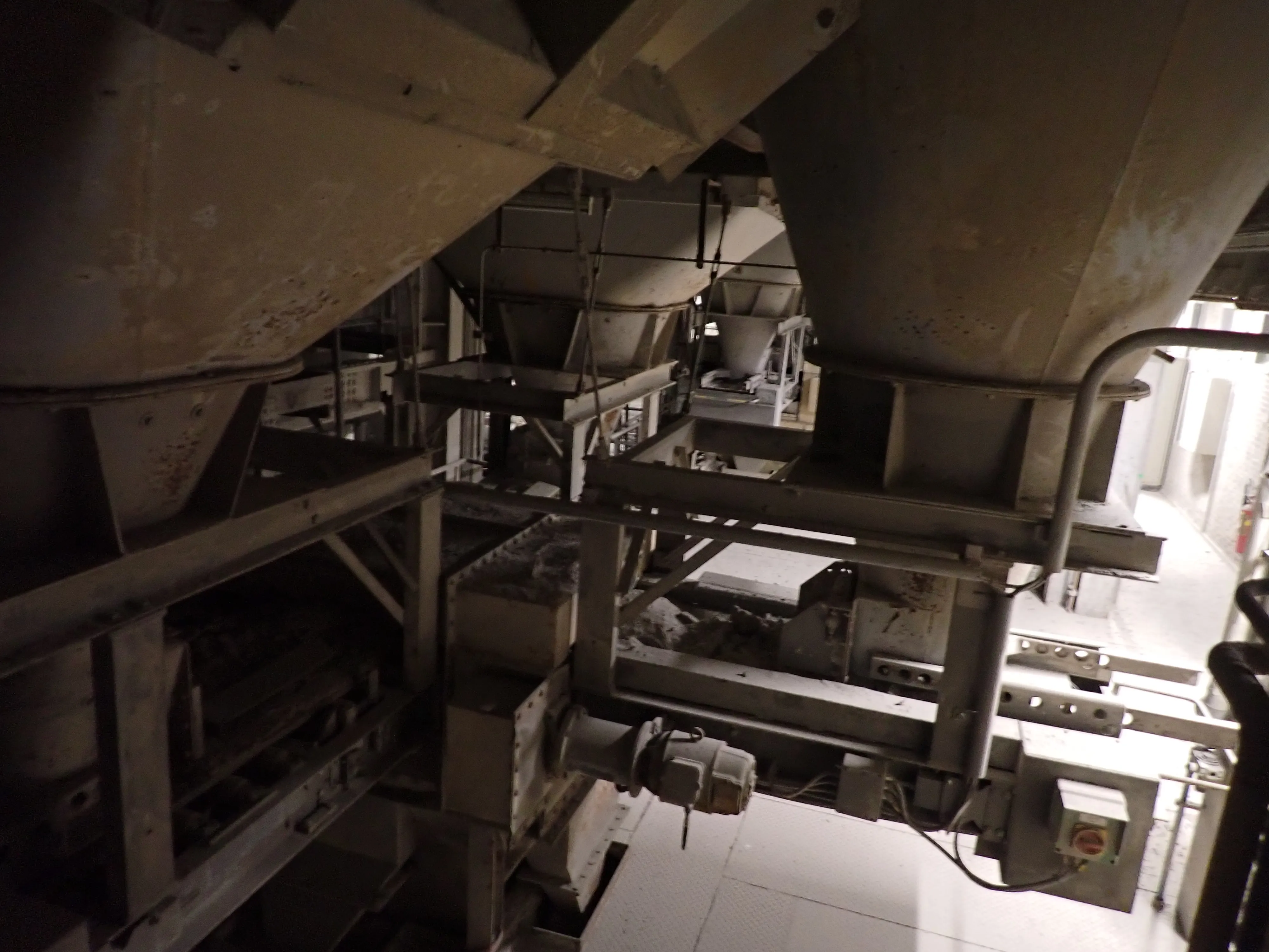 2025-08-29_22.51.04_122.JPG (4000x3000)