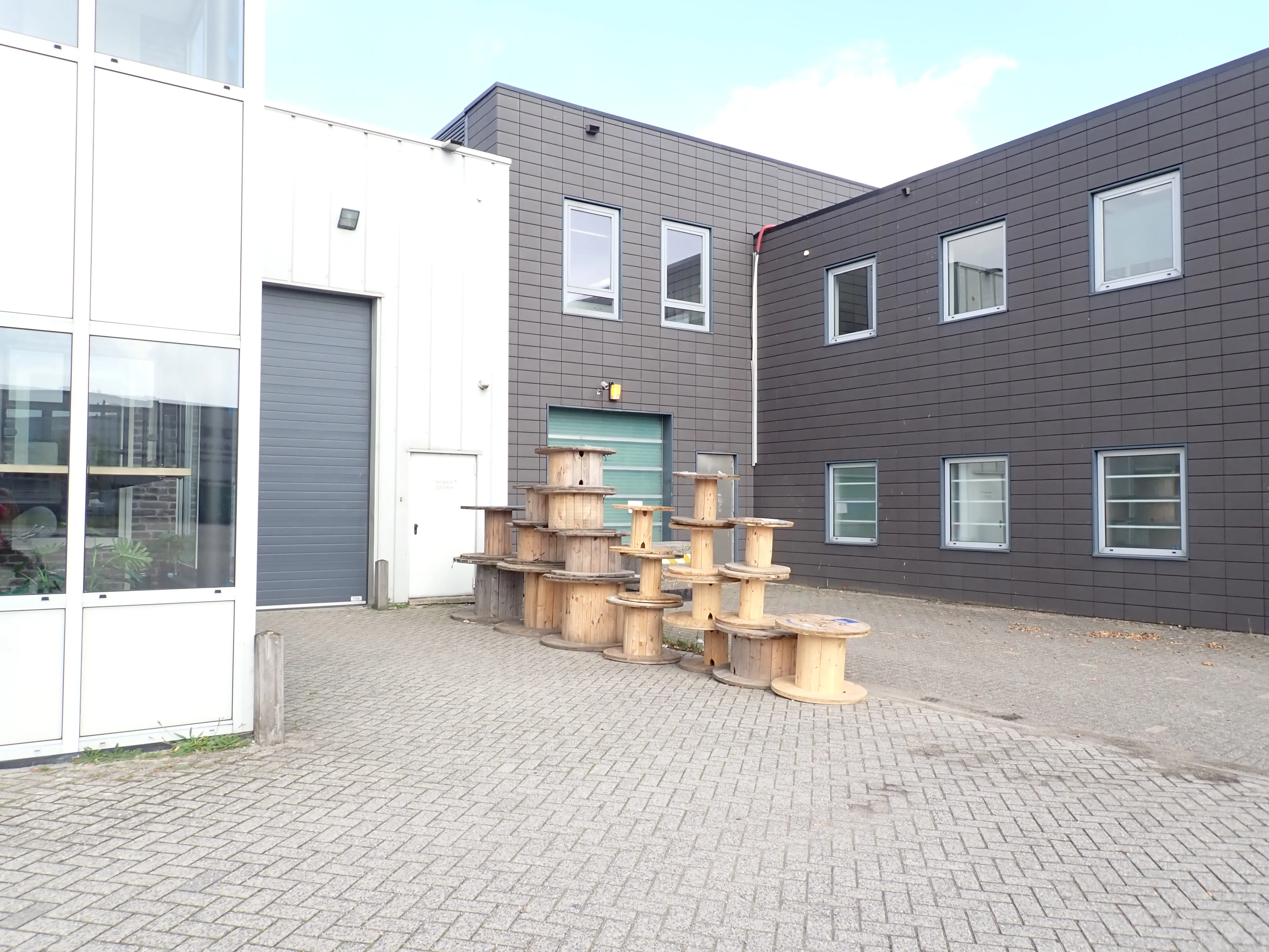 2025-09-27_12.50.34_66.JPG (4000x3000)