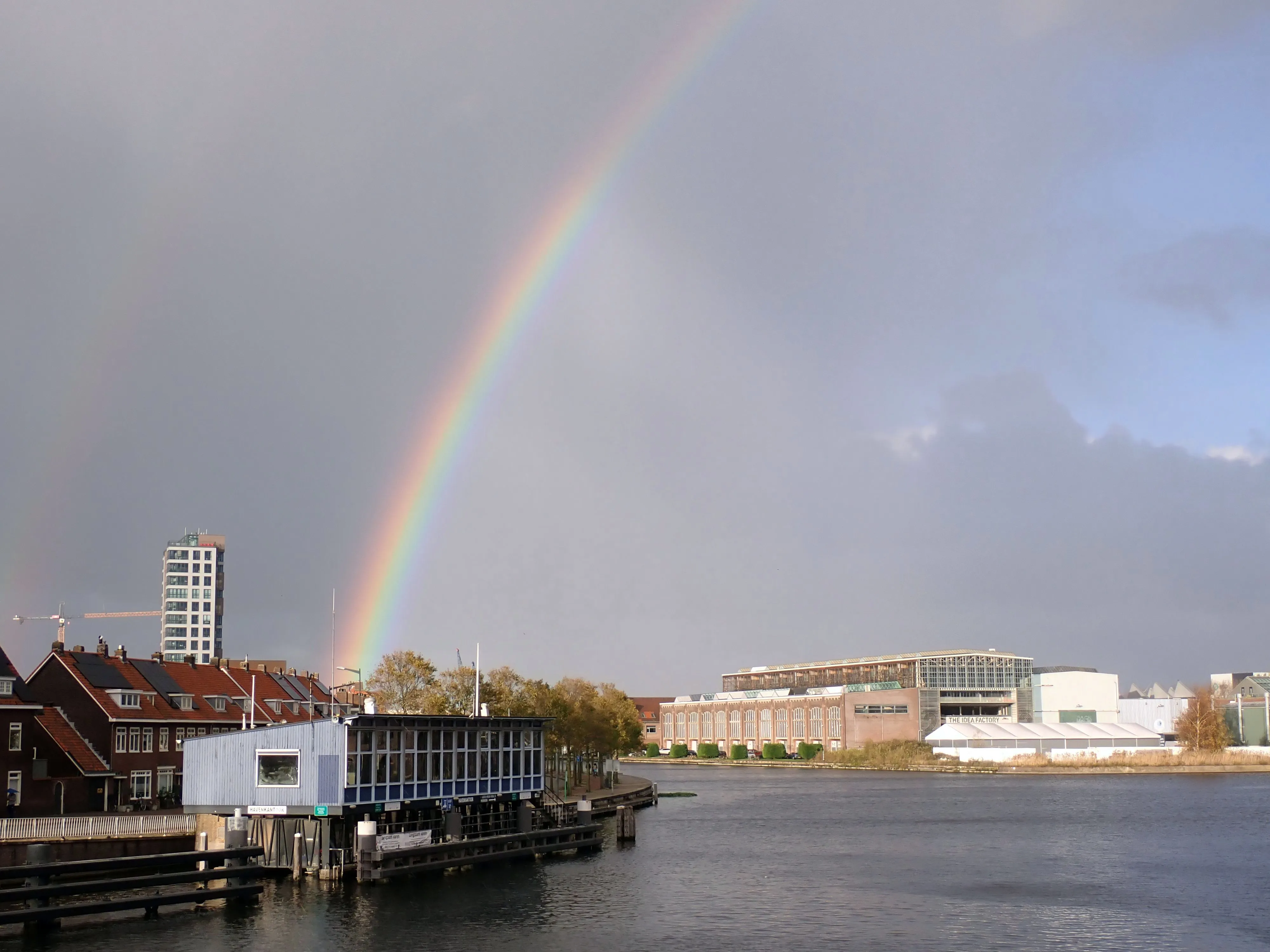 2025-10-25_16.17.55_1039.JPG (4000x3000)