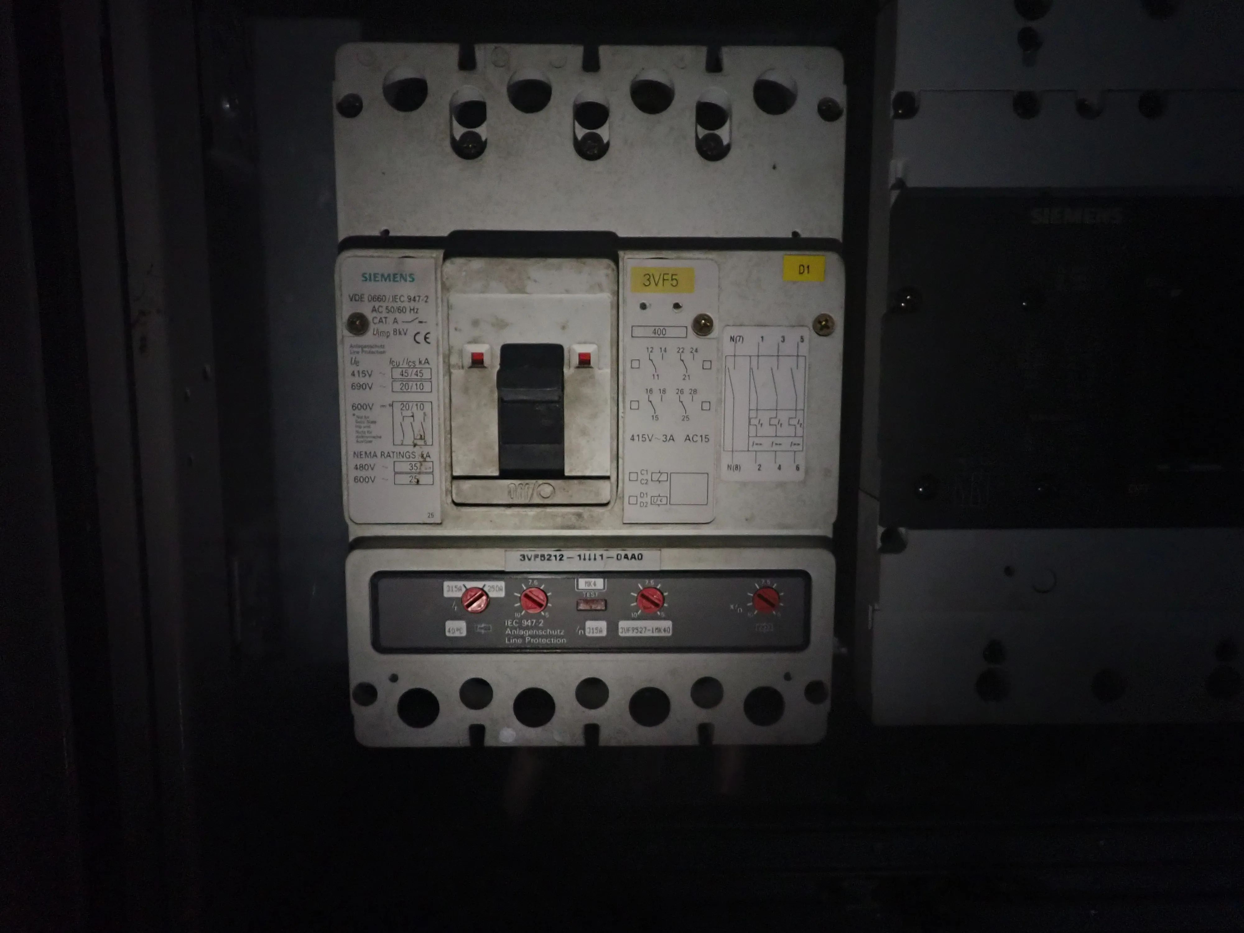 2025-12-08_16.16.39_210.JPG (4000x3000)