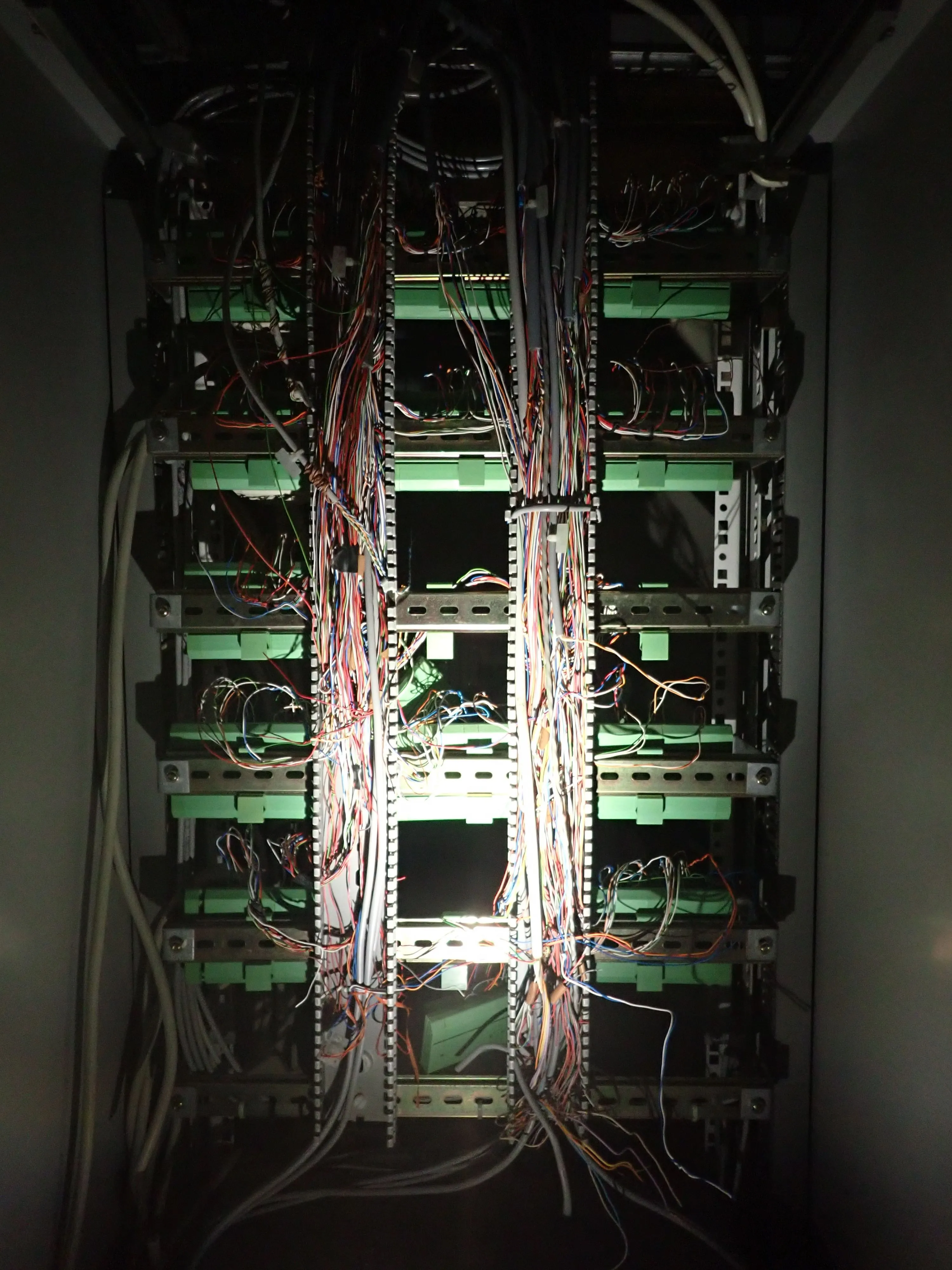 2025-12-08_16.35.20_256.JPG (3000x4000)