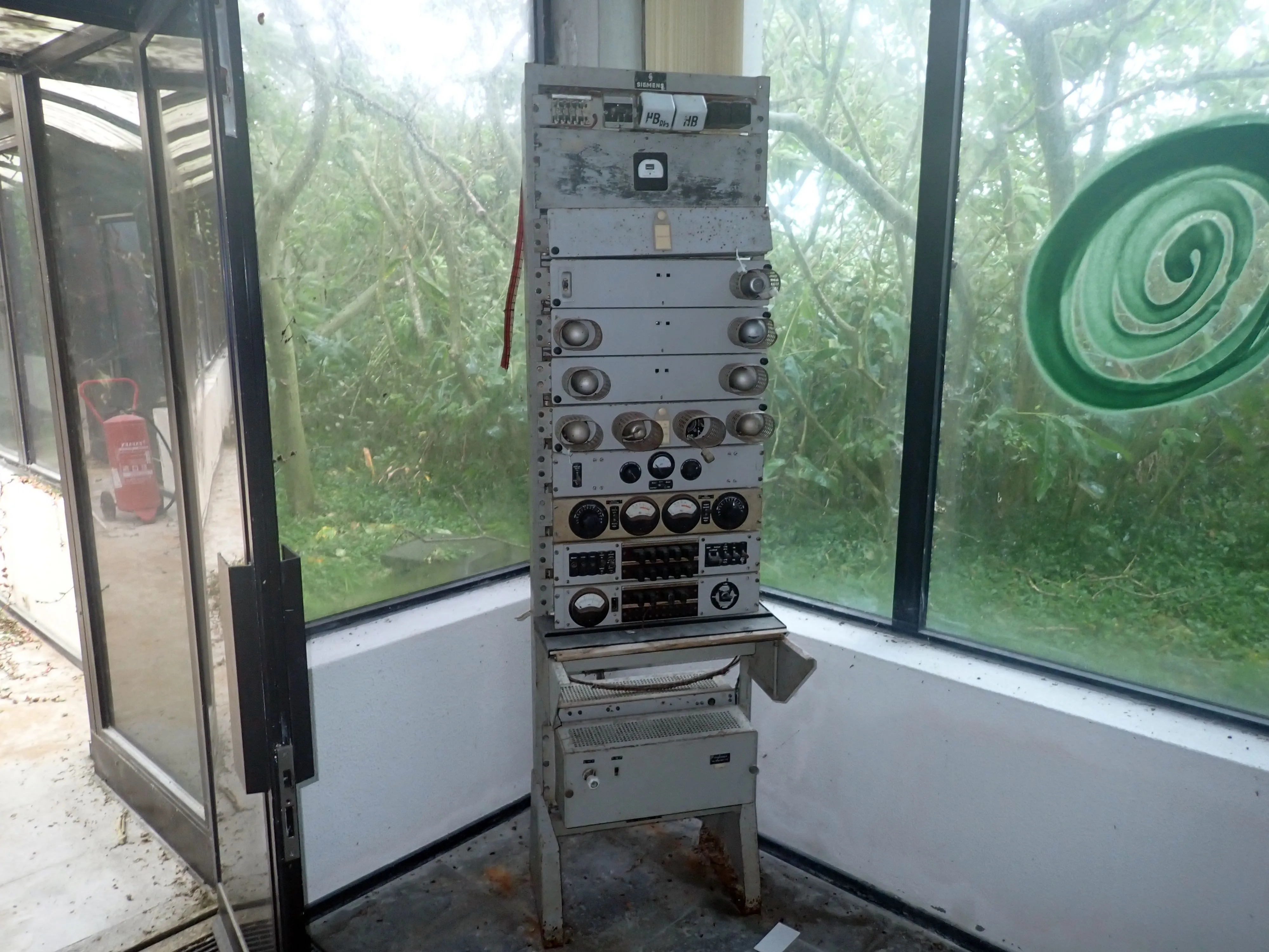 2025-12-08_16.47.33_283.JPG (4000x3000)