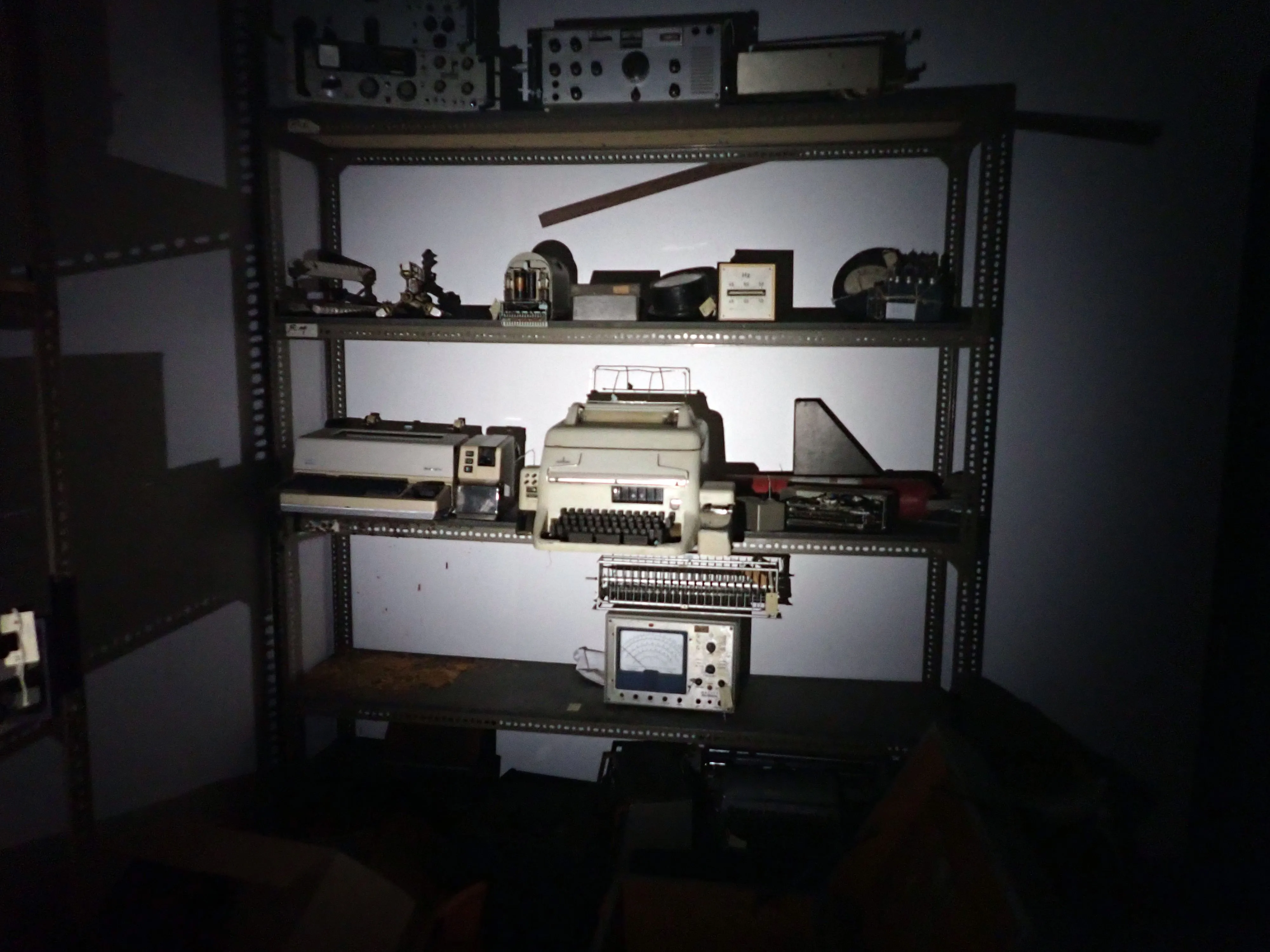 2025-12-08_17.08.58_343.JPG (4000x3000)