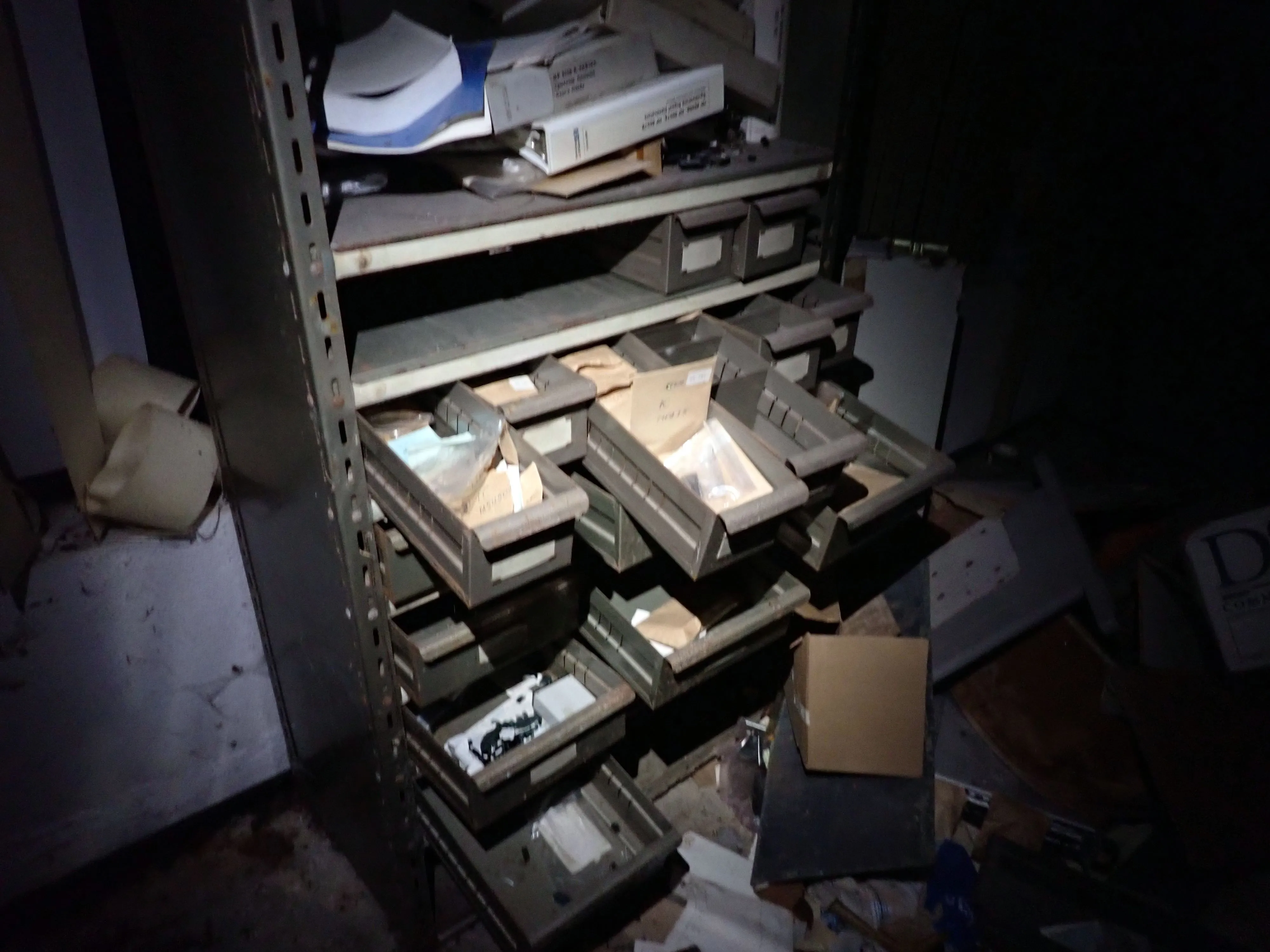 2025-12-10_19.49.22_628.JPG (4000x3000)